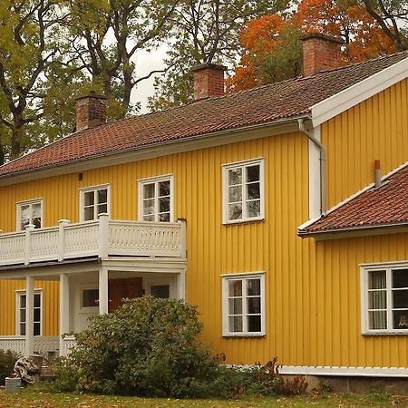 Hallebergs Bed&Breakfast Skara Exterior foto