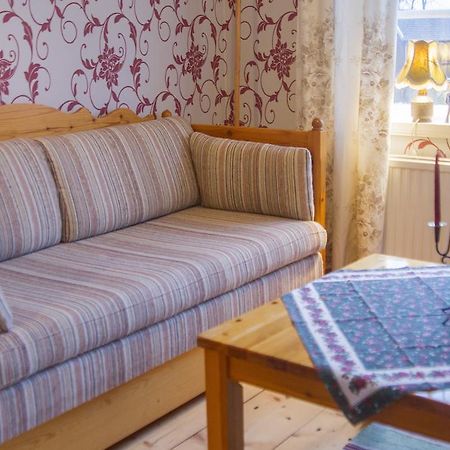 Hallebergs Bed&Breakfast Skara Exterior foto