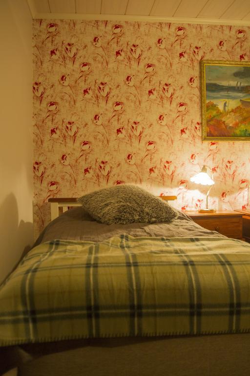 Hallebergs Bed&Breakfast Skara Quarto foto